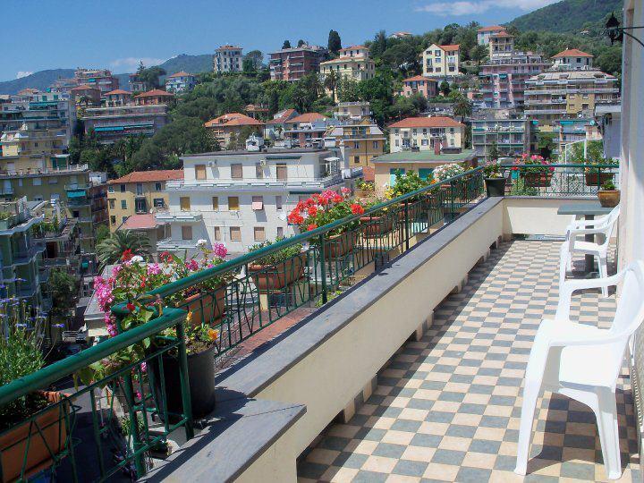 Attic Apartment Rapallo Chambre photo
